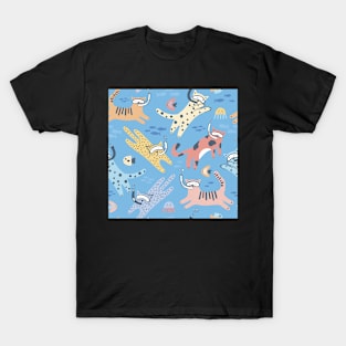 Cats swim in the sea T-Shirt